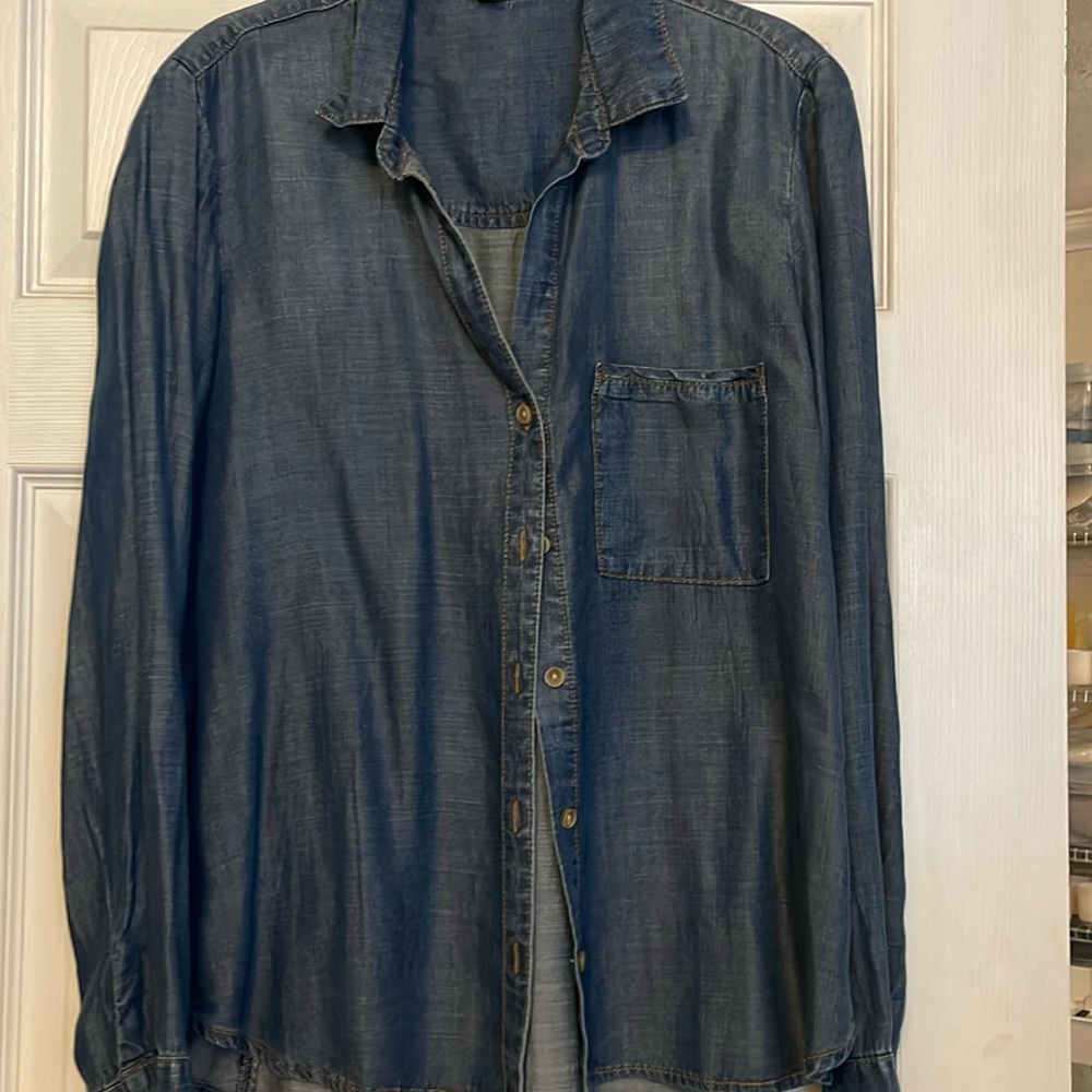 Brand new denin shirt, great quality